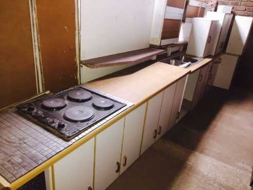 Second Hand Kitchens RKF ID Kit1062