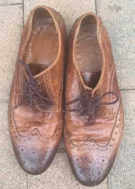 Second hand shoes of Turkish Origin