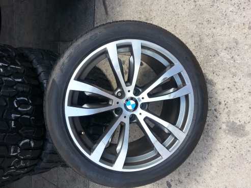 SECOND HAND TYRES AND RIMS(MNT149)