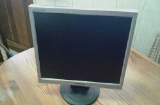 Secondhand Samsung Synmaster 720N 17quot 1280x1024