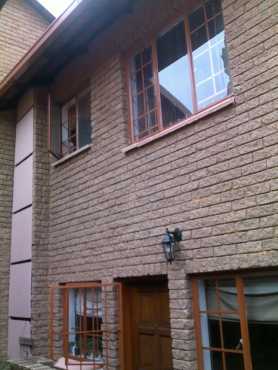 Secure Townhouse near Pta-East Hospital