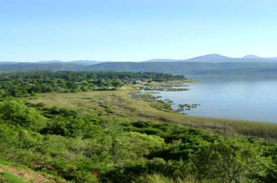 Self- Catering , timeshare unit available from March 25 to April 1 2016 .Baywater Village Sedgefield