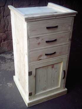 Self Decorating Tower Cabinet with 3 Drawers (595x540x1030)