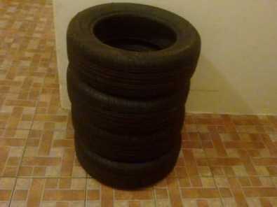 Selling 4 brand new tyres for R1800