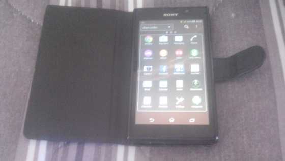 Selling my 2nd hand sony xperia c,price neg