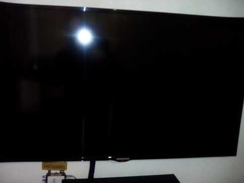 Selling my 50 inch led TV for R4500