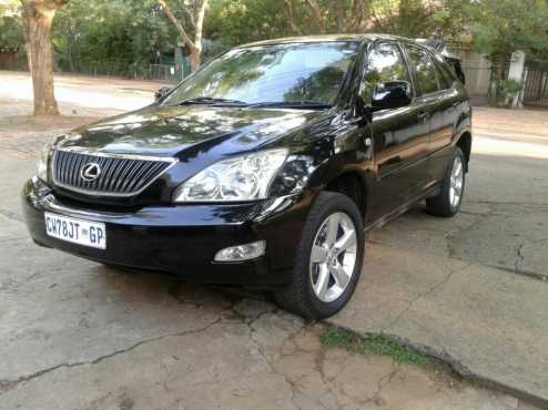 selling Toyota lexus