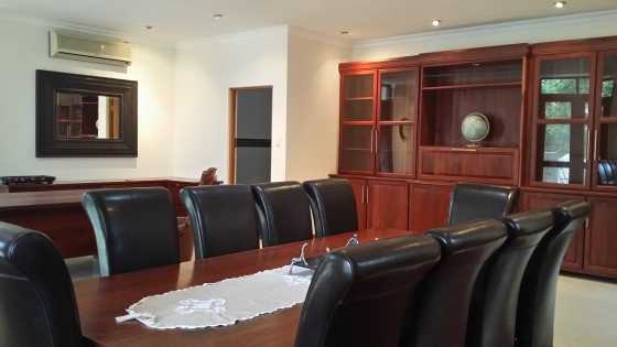 SERVICED OFFICES TO LET  IN DUNCAN STREET, BROOKLYN