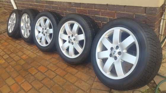 Set of 5 Original Range Rover Sport Big Body 20 inch Mags with 90 tread tyres