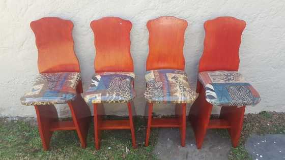 Set of Cottage Style Breakfast Chairs