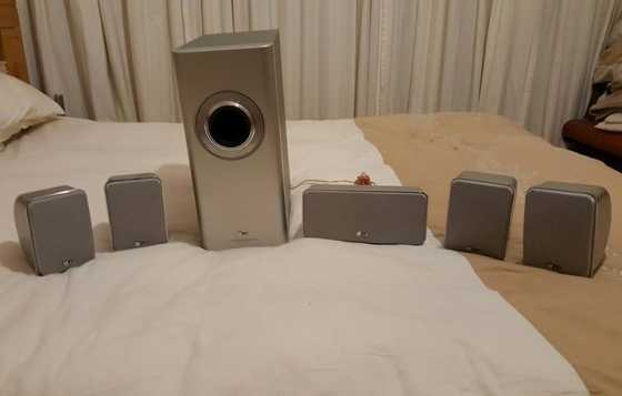 Set of LG Speakers