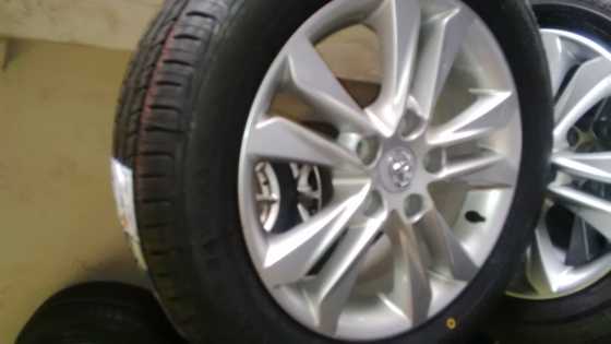 set of Toyota corolla professional mags 4x  5x114.3 with 4x new tyres 2055516 set r7499 we do fitm