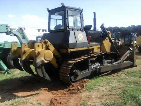 Shantui SD 23 Bulldozer.