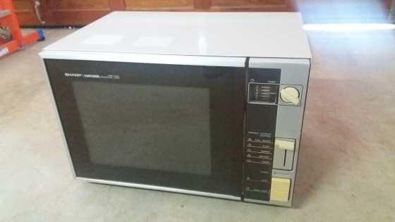 Sharp Carousel Microwave Oven for sale