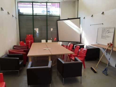 Shop office space on 62 Beit Street, New Doornfontein. To let.