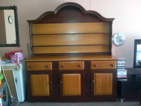 sideboard