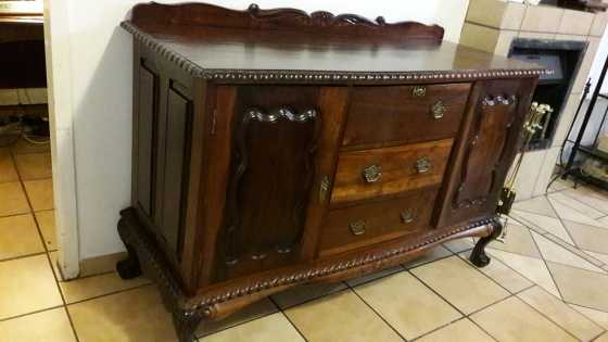 Sideboard