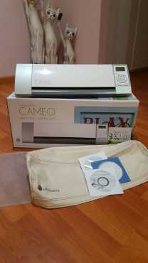 Silhouette Cameo Electronic cutting tool