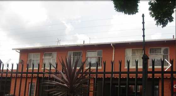 SILVERTON - 3 BEDROOM DUPLEX FLAT  R640 000