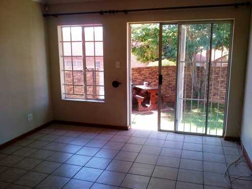 SIMPLEX TO LET - NEWLANDS PRETORIA