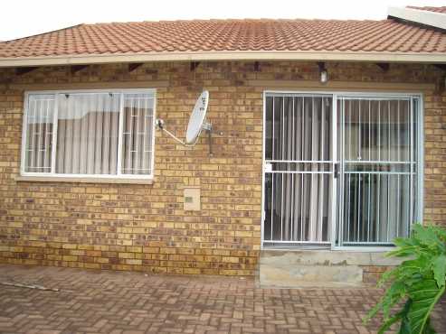 Simplex Townhouse, Birch Acres, Kempton Park (Immediate Occupation)