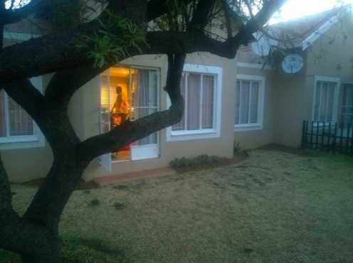 Simplex Townhouse to let-Parkdene,Boksburg