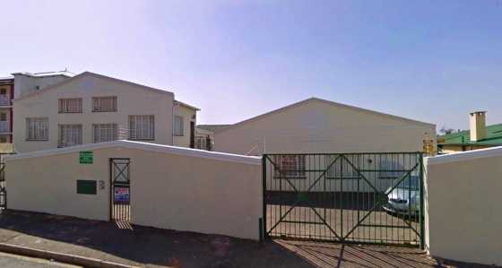 Single bedroom in Corjul Cottages on Fulham Road