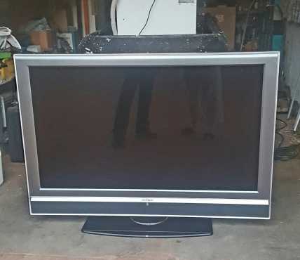 sinotec LCD 52 inch on stand