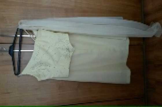 Size 32 light yellow dress