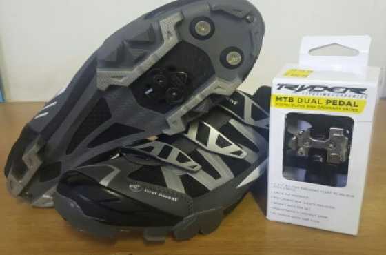 Size 6 MTB shoes  brand new Pedals