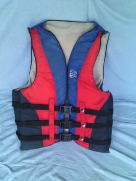 Ski Vest - Size Med  Large