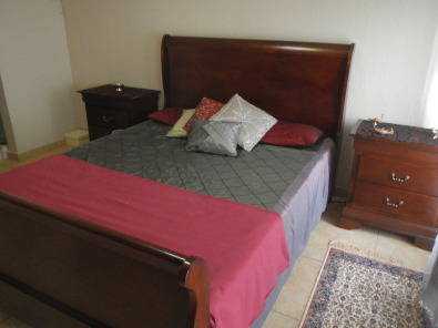 Sleigh Bed