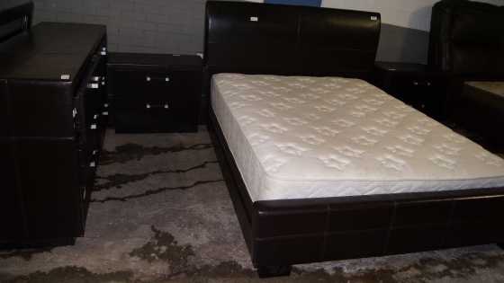 Sleigh Bed S018157A rosettenvillepawnshop