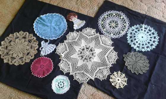 Small Doilies, Cloths amp Cushion.