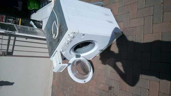 Smeg Integrated 5kg washer dryer