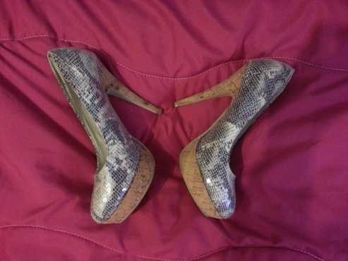 Snakeskin High Heels Size 7