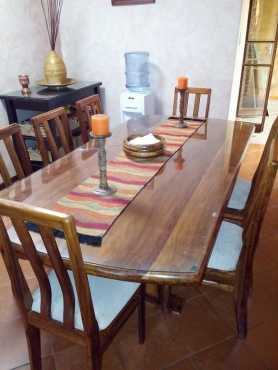 Solid Meranti dining room set