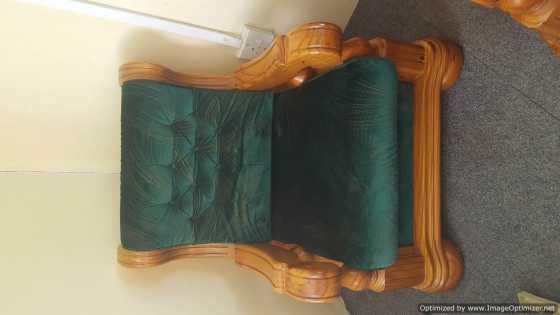 Solid Oregon Pine Lounge Suite For Sale R 6000