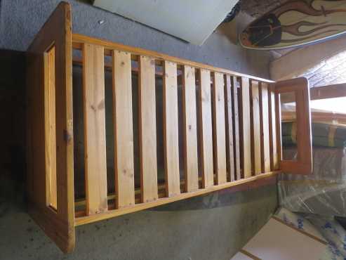 Solid wooden single bed with matress and two drawers