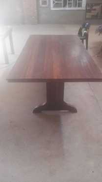 Soliede Hout Tafel