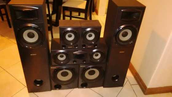 Sony 5.2 home theatre speakers (7)