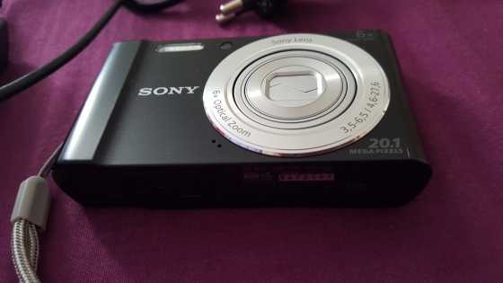 Sony Cybershot dsc-w810 20.1 megapixel camera for sale