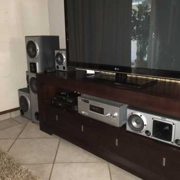 Sony Digital Audio Video Surround Sound Center