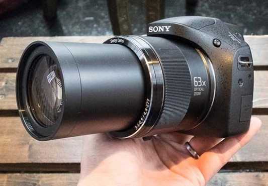 Sony DSC-H400. 63x Optical Zoom