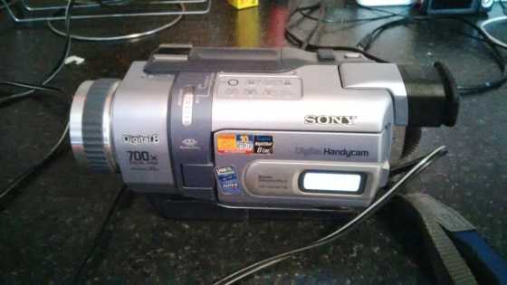 Sony handycam R500