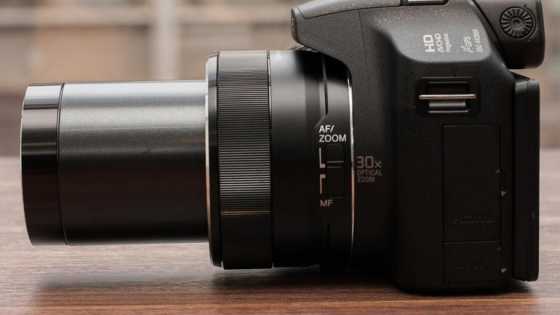 Sony HX200V. 30x Optical Zoom