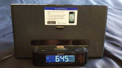 SONY Personal Audio Docking System for IPhone  IP
