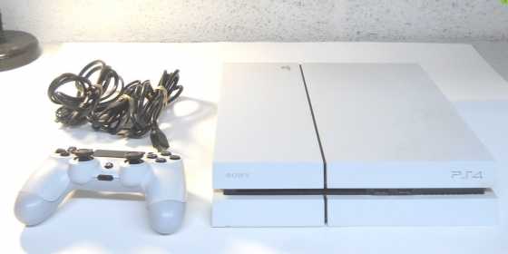 Sony PlayStation 4 (Latest Model)- Destiny Bundle 500 GB Glacier White Console