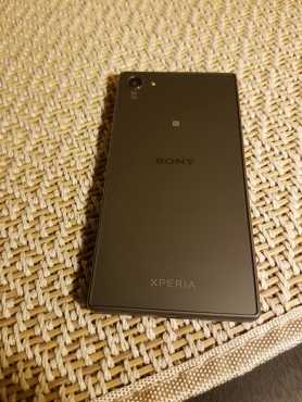 Sony z5 compact perfect condition