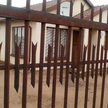 Soshanguve block VV 2 bedroom house to rent